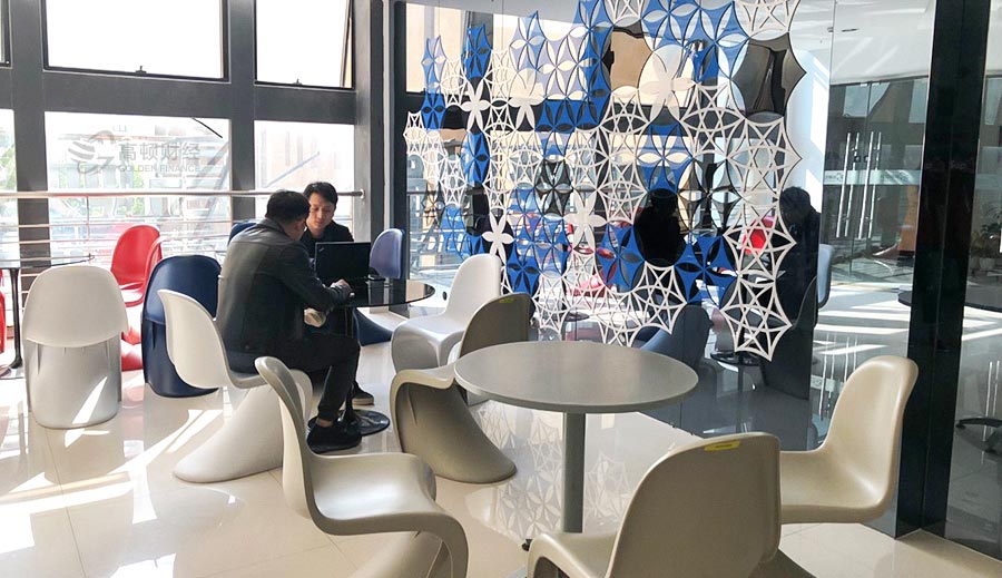 中级会计师考试适合哪些人报考？