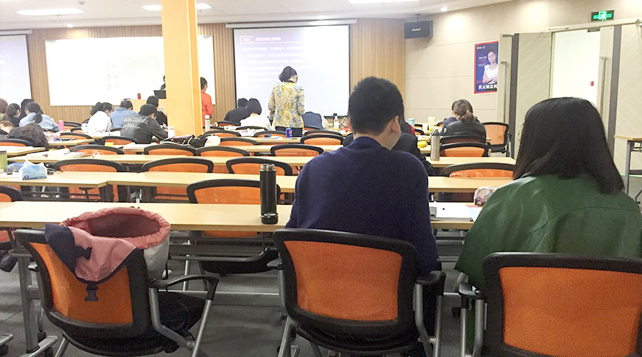 高级管理会计师报名方式