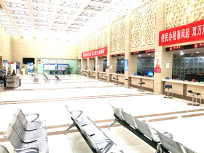 高顿教育：中级经济师考了83分能过吗