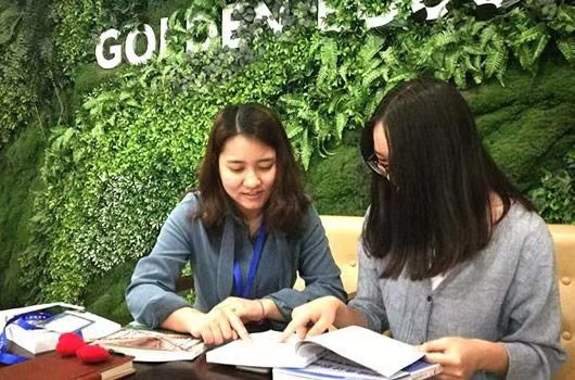高顿初级会计：刷屏！2020初级会计纸质证书发放，颜值真的是太高了！